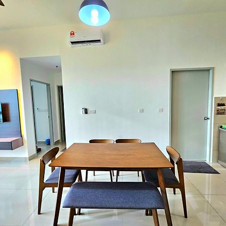 Amber Cove Melaka By Ggm Apartamento Exterior foto