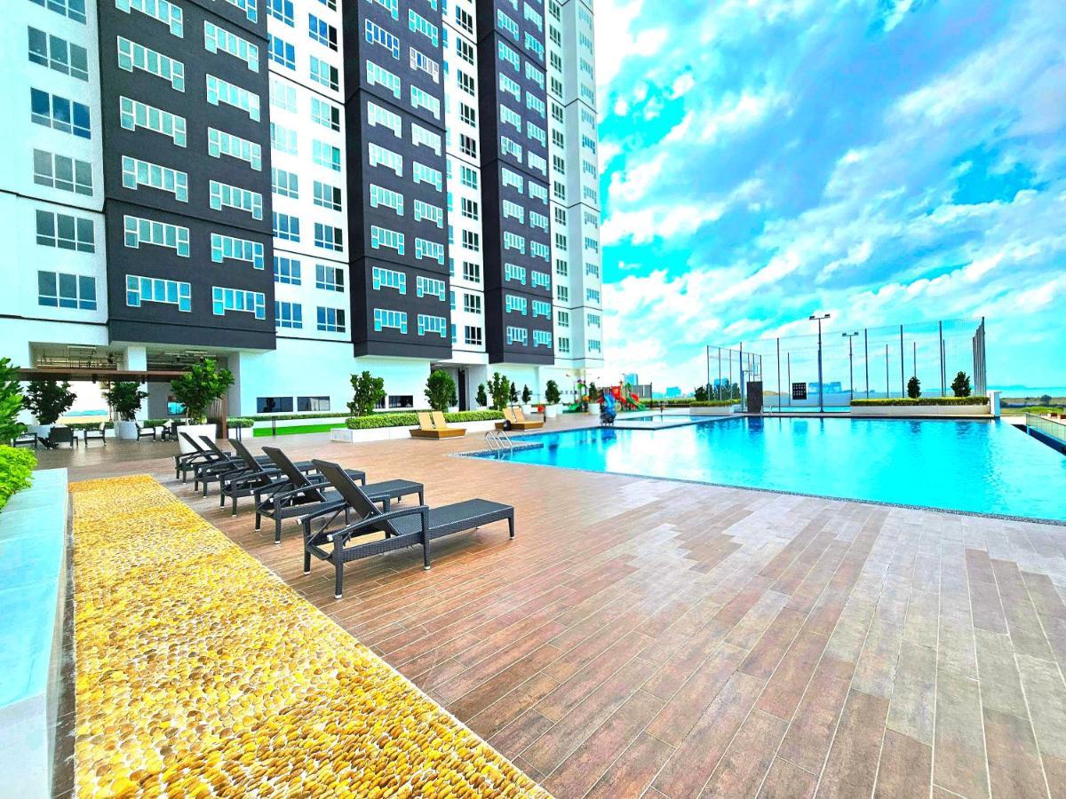 Amber Cove Melaka By Ggm Apartamento Exterior foto