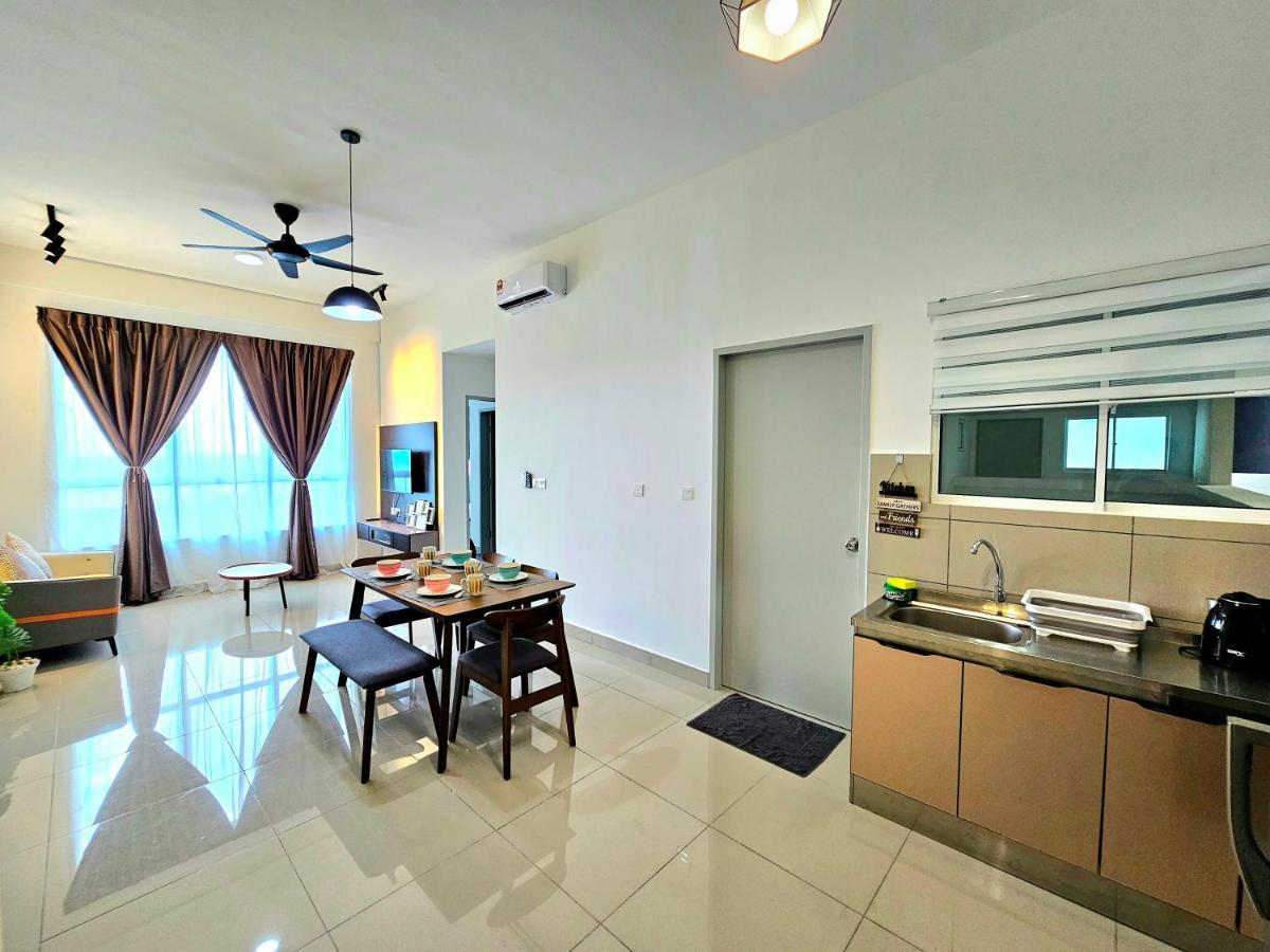 Amber Cove Melaka By Ggm Apartamento Exterior foto
